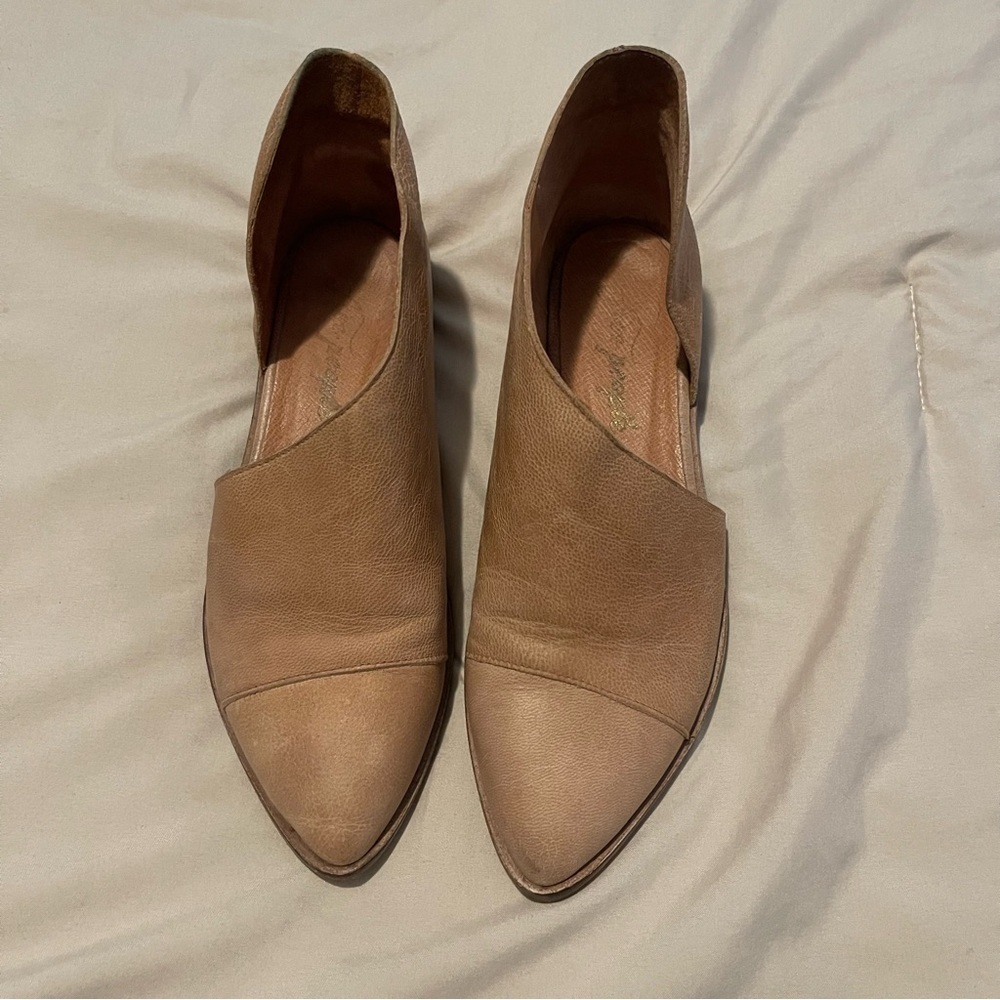 Free People Cutout Flats Tan Women's Shoes